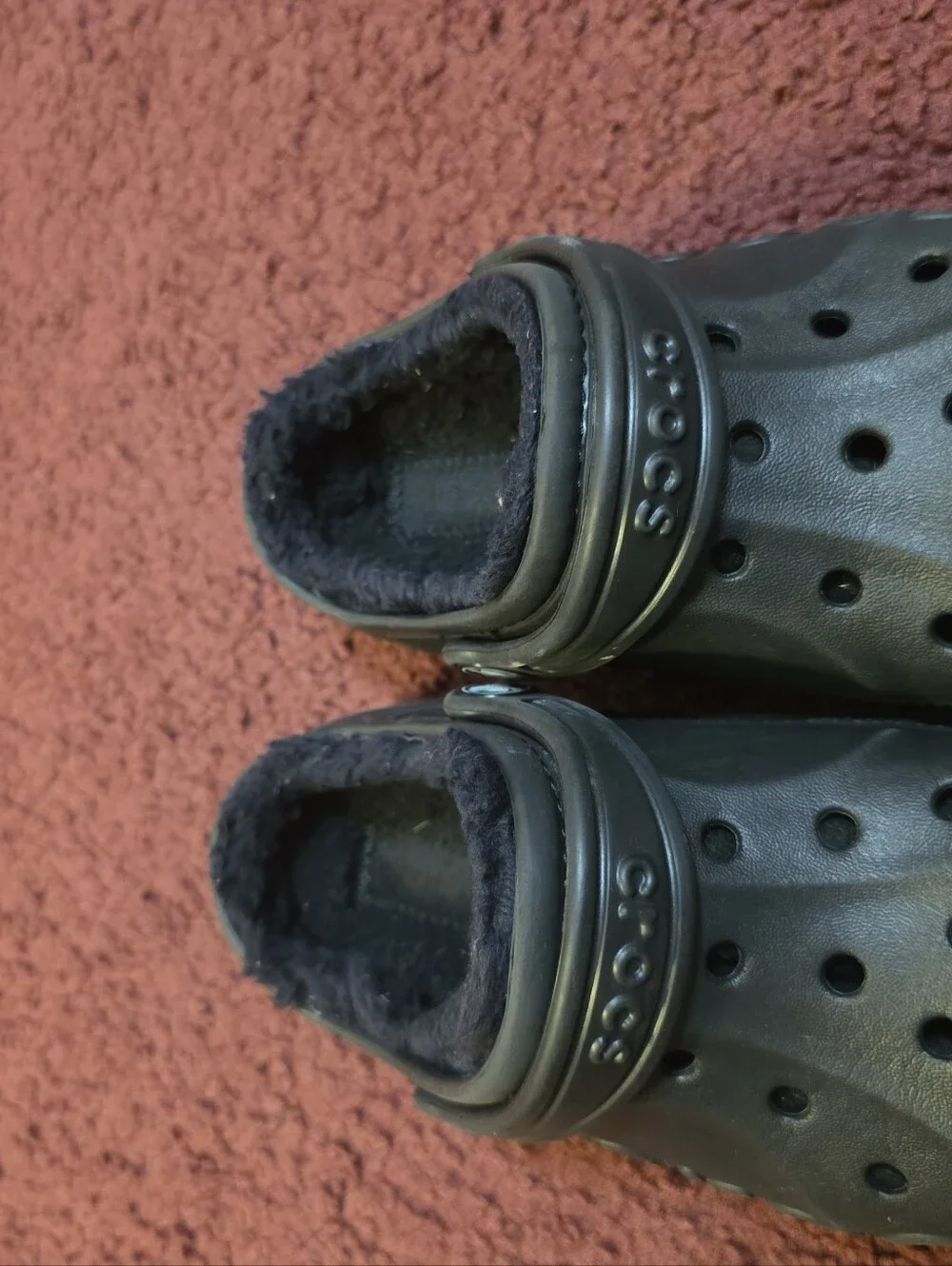 CROCS Kids Black Fleece-Lined Clogs